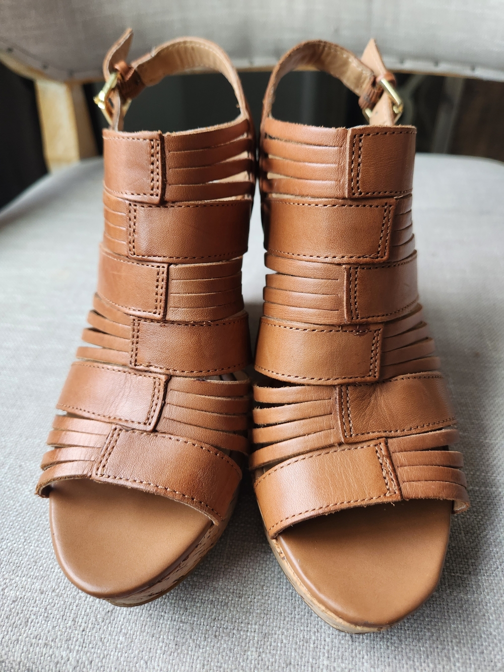 Franco Sarto Tan Leather Wedge Sandals 7.5 "Sharp" Strappy Exellent Cond Congnac - Picture 4 of 10
